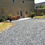 Hébergement de vacances Spacieuse Maison De 150 M2 à Asnières-en-bessin *