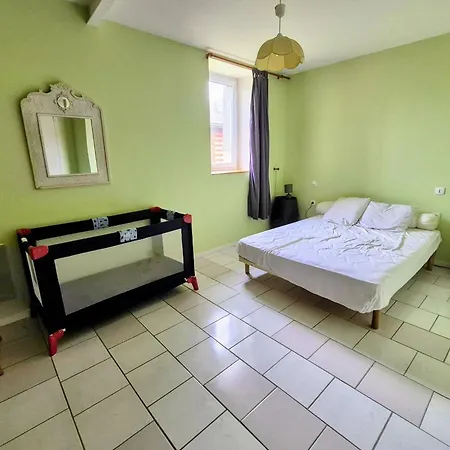 Spacious 150 M2 House In Asnieres-en-Bessin